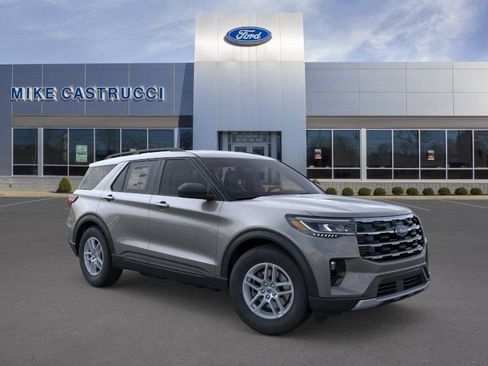 New 2026 Ford Explorer Active w/ Active Comfort Package RWD image 7