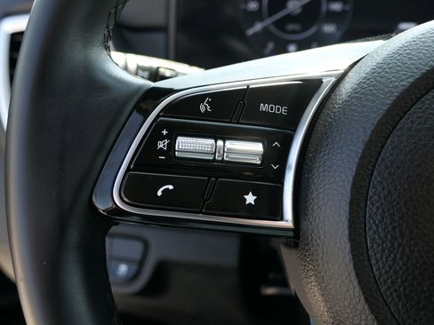 Used 2024 Kia Seltos EX image 14