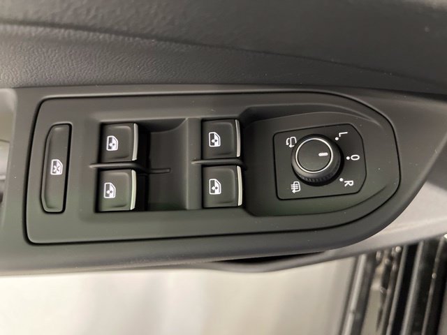 New 2026 Volkswagen GTI SE FWD image 29