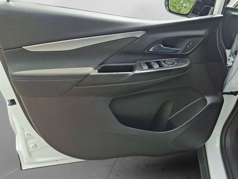 Used 2023 Chevrolet Bolt LT w/ Driver Confidence Package FWD image 14