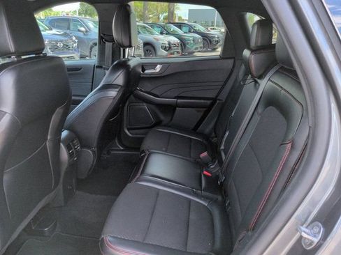 Used 2025 Ford Escape ST-Line FWD image 13