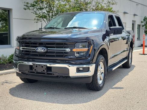 Used 2025 Ford F150 XLT w/ Equipment Group 301A Standard AWD/4WD image 3