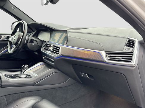 Used 2023 BMW X6 xDrive40i image 32