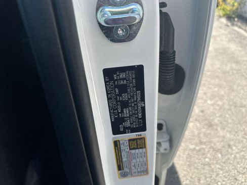 Used 2025 Kia Soul LX w/ LX Technology Package image 34