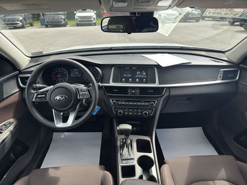 Used 2020 Kia Optima LX FWD image 15
