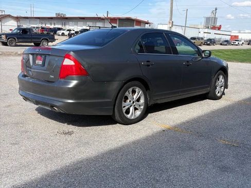 Used 2010 Ford Fusion SE image 4