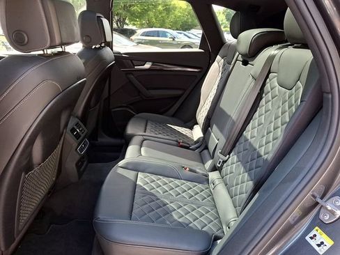 Certified 2023 Audi SQ5 Premium Plus w/ Premium Plus Package AWD/4WD image 10