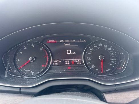 Used 2022 Audi Q5 2.0T Premium w/ Convenience Package image 12