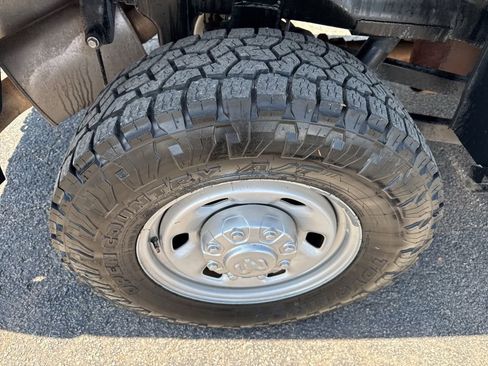 Used 2022 RAM 2500 Tradesman AWD/4WD image 38