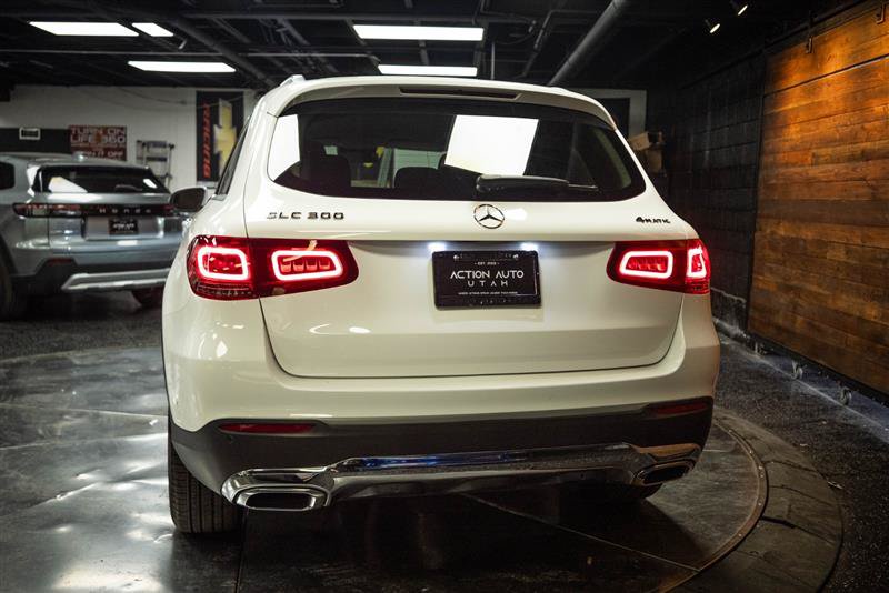 Used 2022 Mercedes-Benz GLC 300 4MATIC w/ Multimedia Package Lite image 6