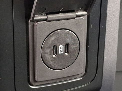 Used 2024 Ford F150 XLT image 25