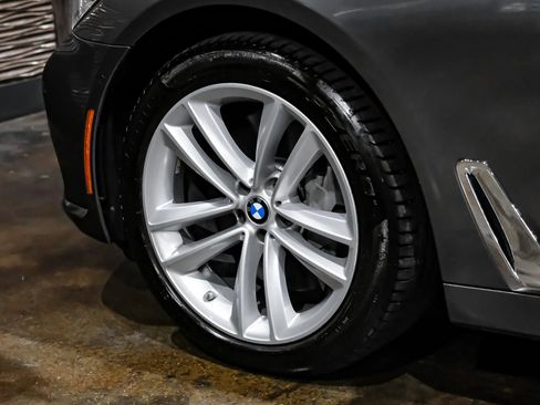 Used 2018 BMW 750i xDrive AWD/4WD image 62