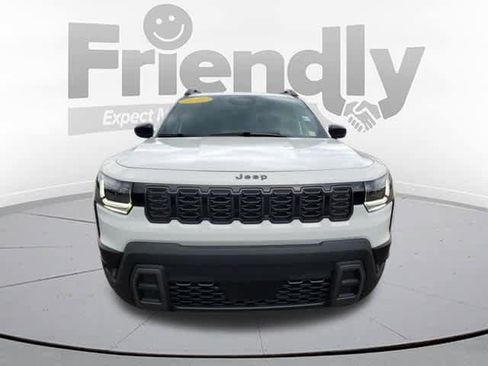 New 2026 Jeep Cherokee Laredo image 8