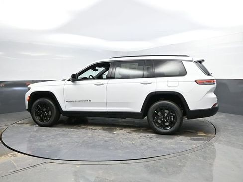 New 2026 Jeep Grand Cherokee L 4WD image 4