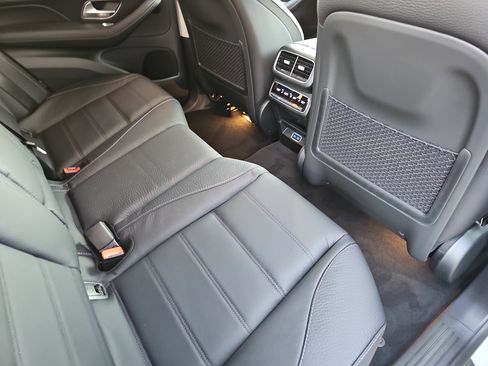 New 2026 Mercedes-Benz GLE 450 4MATIC image 11