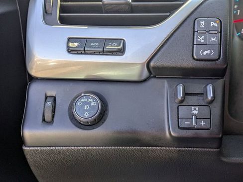 Used 2019 Chevrolet Tahoe Premier w/ Premier Plus Edition image 14