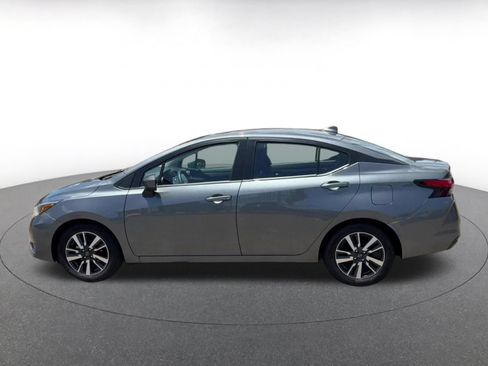 Used 2025 Nissan Versa SV FWD image 7