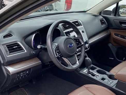 Used 2019 Subaru Outback 2.5i Touring w/ Popular Package #3A image 11