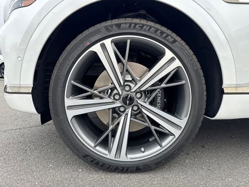 New 2026 Genesis GV80 3.5T e-SC image 11