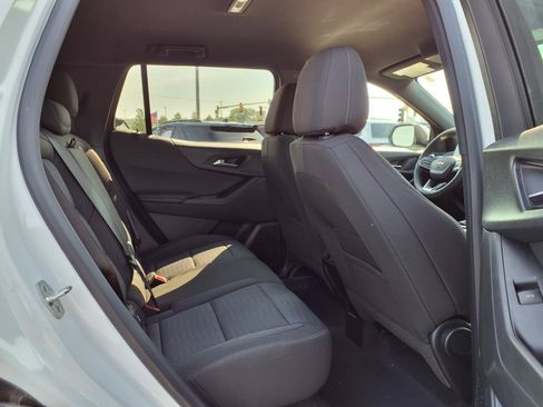 Used 2026 Chevrolet Equinox LT FWD image 20