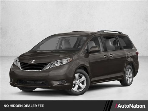 Used 2016 Toyota Sienna LE FWD image 1