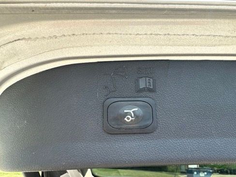Used 2016 Ford Escape Titanium w/ Equipment Group 301A FWD image 11