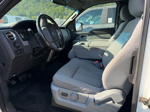 Used 2011 Ford F150 XLT w/ XLT Chrome Pkg AWD/4WD image 4