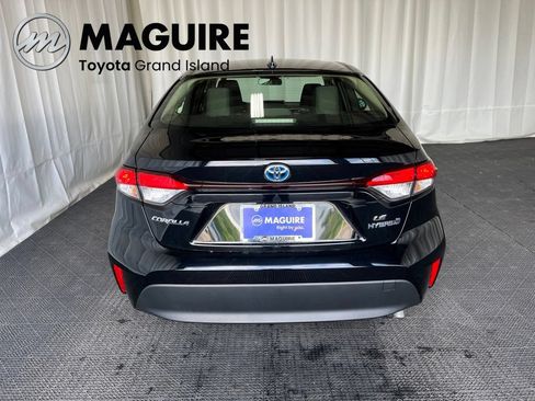Used 2024 Toyota Corolla LE AWD/4WD image 30
