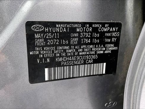 Used 2012 Hyundai Elantra Limited w/ Technology Pkg 5 image 30