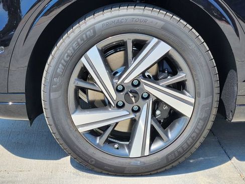 Used 2026 Genesis GV70 3.5T Sport Advanced AWD/4WD image 7