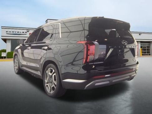 Used 2023 Hyundai Palisade Limited w/ Cargo Package FWD image 7