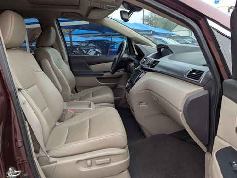 Used 2014 Honda Odyssey EX-L image 23
