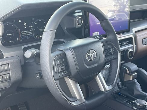 New 2026 Toyota 4Runner Limited AWD/4WD image 12
