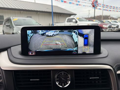 Used 2022 Lexus RX 450h AWD w/ Luxury Package image 13