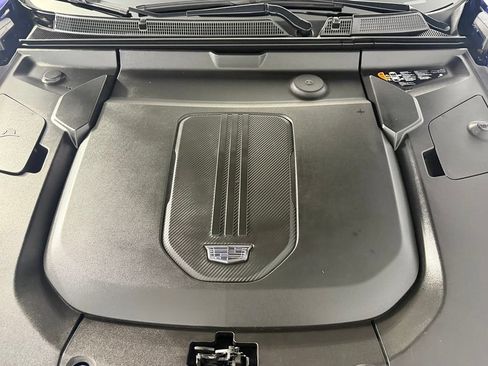 Used 2024 Cadillac Lyriq Luxury RWD image 32