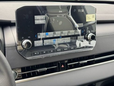 New 2025 Mitsubishi Outlander 4WD Plug-In Hybrid image 25