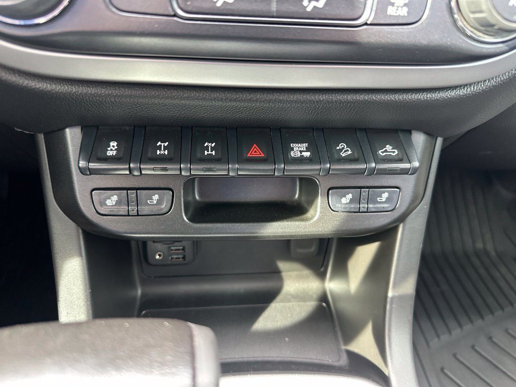 Used 2021 Chevrolet Colorado ZR2 w/ Colorado ZR2 Bison Edition AWD/4WD image 5