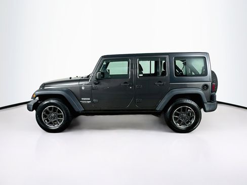 Used 2018 Jeep Wrangler Unlimited Sport w/ Connectivity Group AWD/4WD image 4