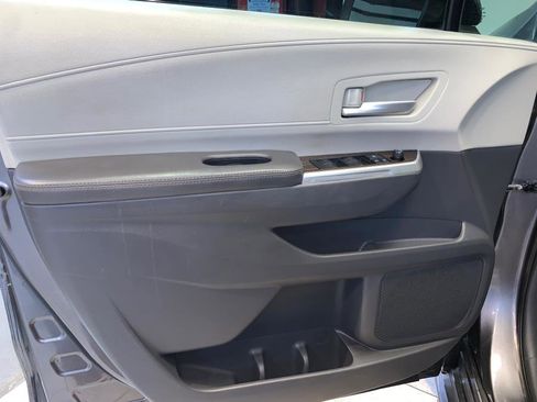 Used 2021 Toyota Sienna XLE image 13