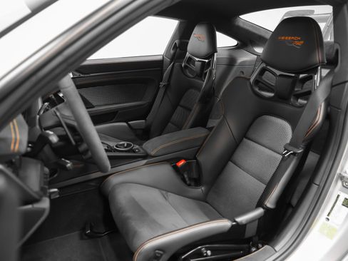Certified 2024 Porsche 911 GT3 RS RWD image 5