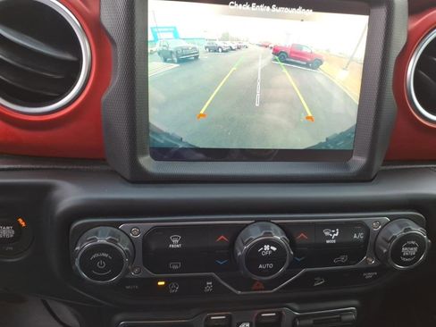 Used 2020 Jeep Wrangler Unlimited Rubicon image 15