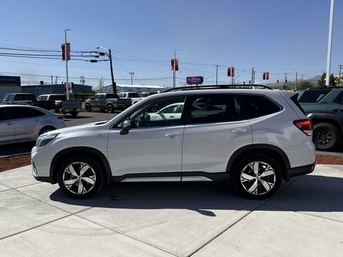 Used 2020 Subaru Forester Touring AWD/4WD image 2