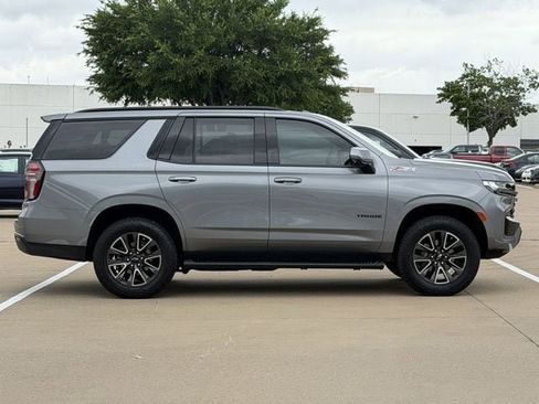 Used 2022 Chevrolet Tahoe Z71 w/ Off-Road Capability Package AWD/4WD image 3
