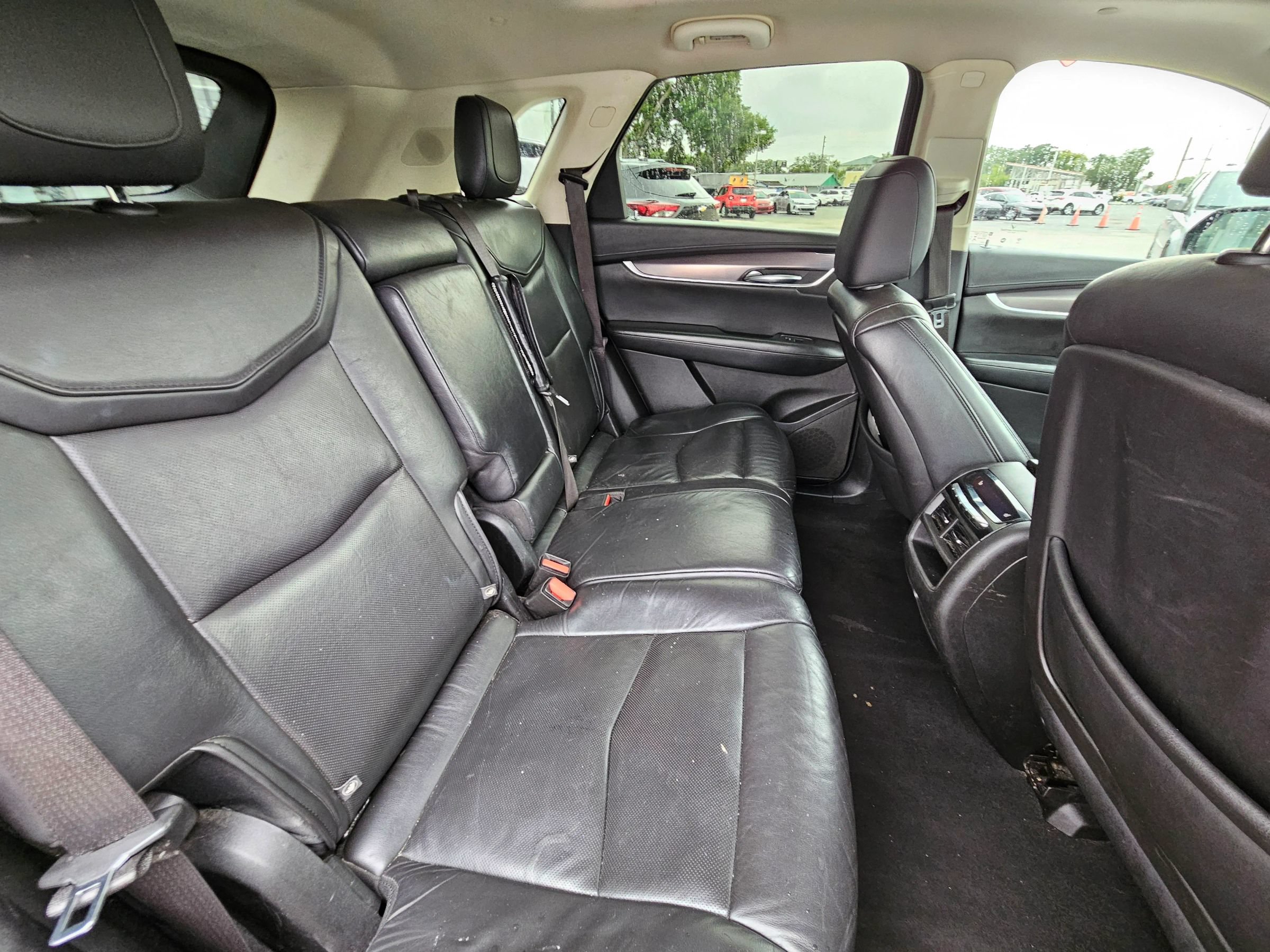Used 2019 Cadillac XT5 Premium Luxury FWD image 11