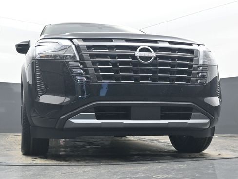 New 2026 Nissan Pathfinder Platinum w/ Cargo Package FWD image 25