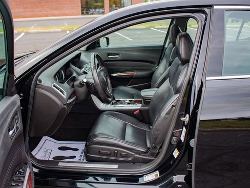 Used 2016 Acura TLX w/ Technology Package FWD image 12