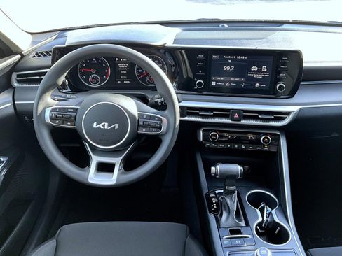 Used 2022 Kia K5 LXS image 14