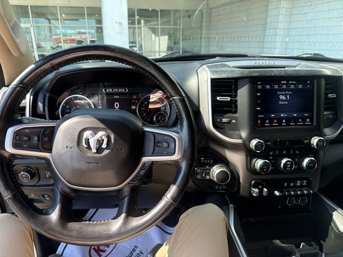 Used 2020 RAM 1500 Big Horn AWD/4WD image 9