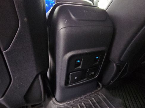 Used 2022 Ford Bronco Badlands AWD/4WD image 35