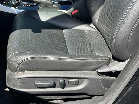 Used 2017 Honda Accord Touring image 17